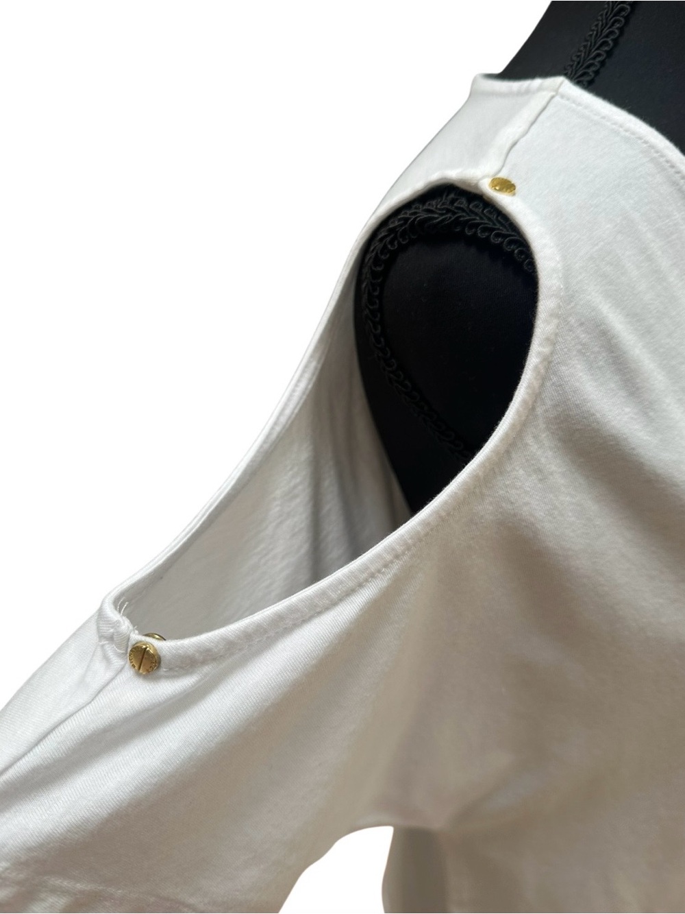 Michael Kors White V-Neck Cold-Shoulder Short Sleeve Top